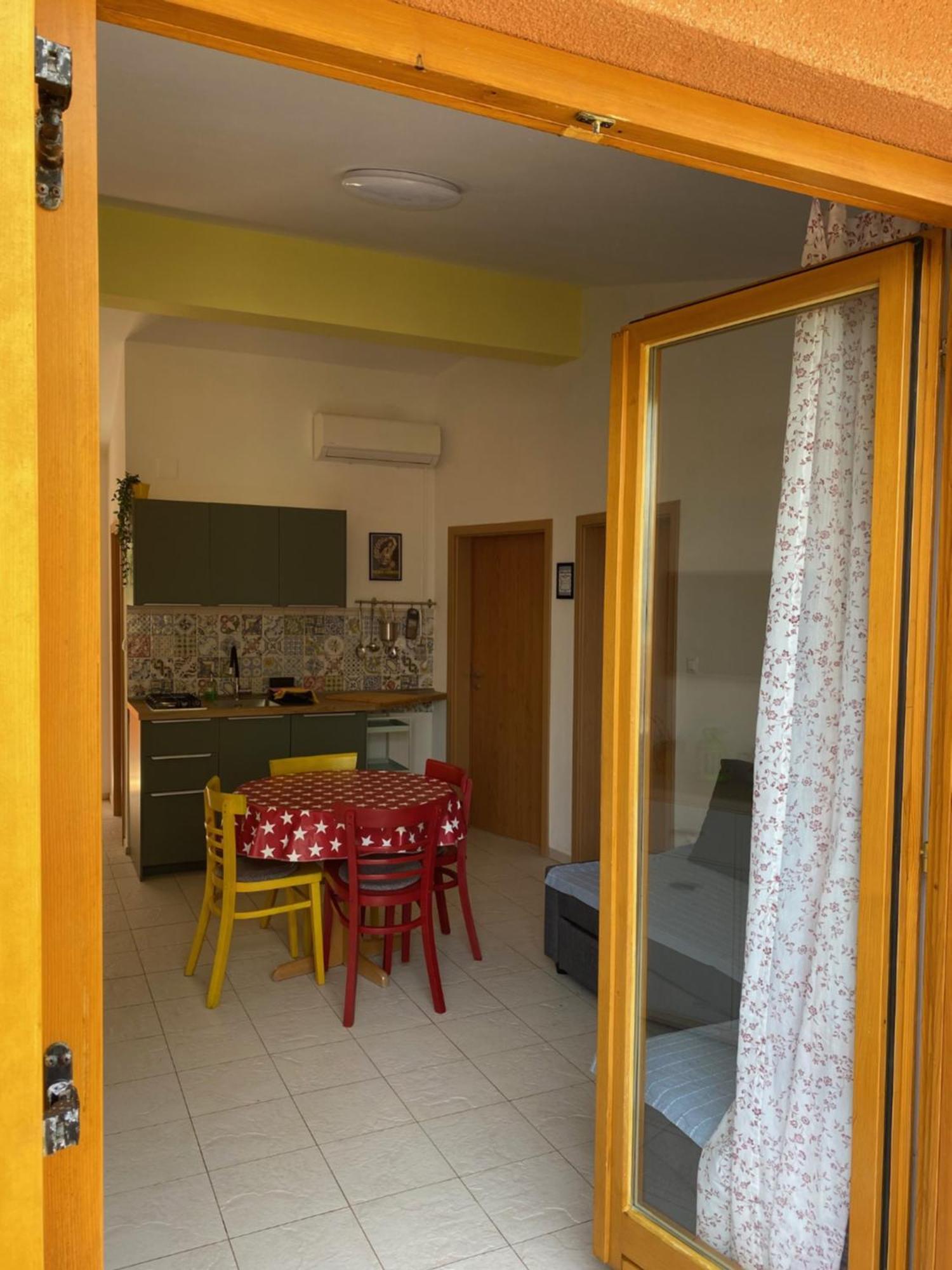 Apartments Lili Baska  Luaran gambar